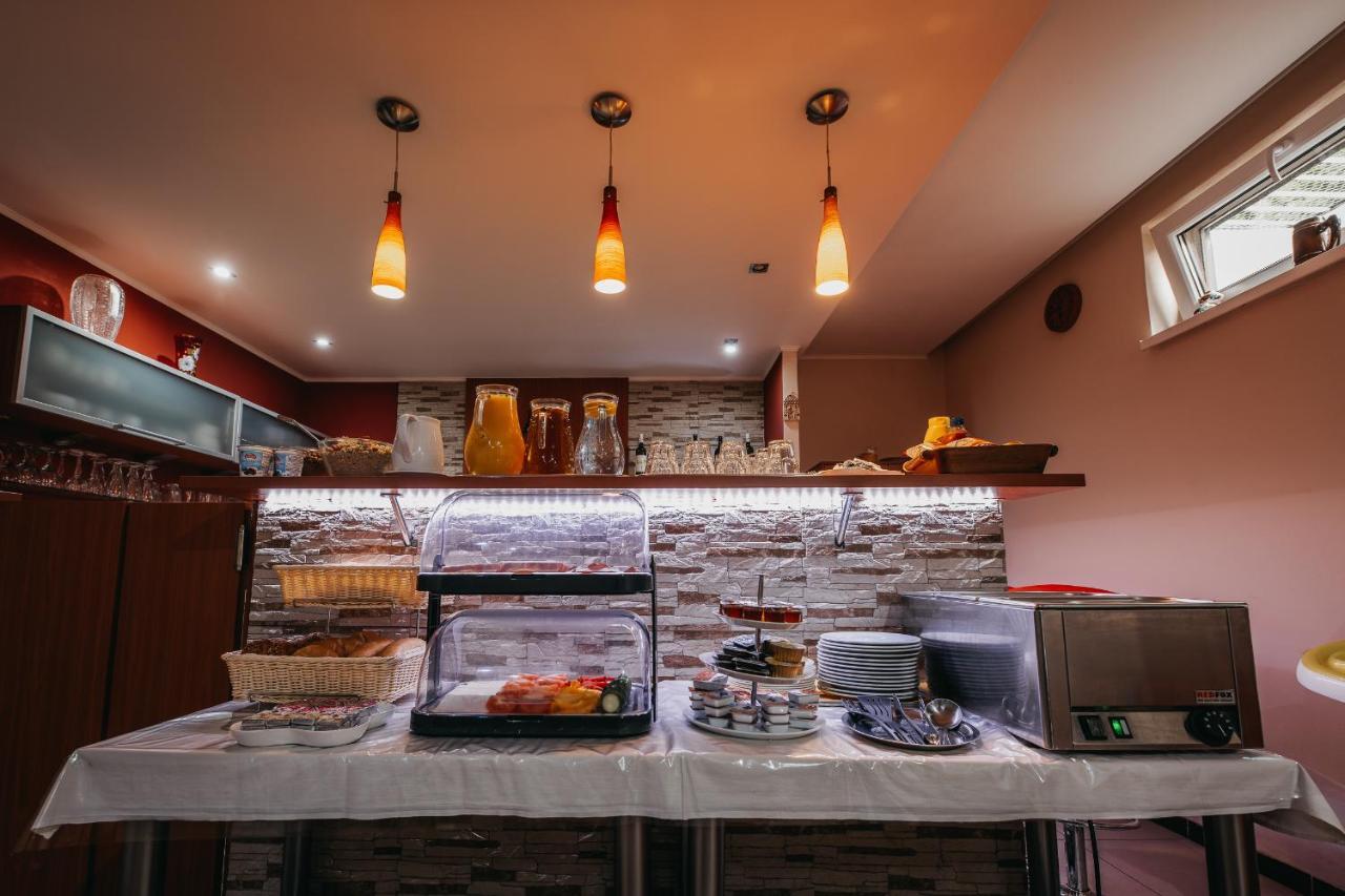 City Penzion Hotel Кошице Екстериор снимка