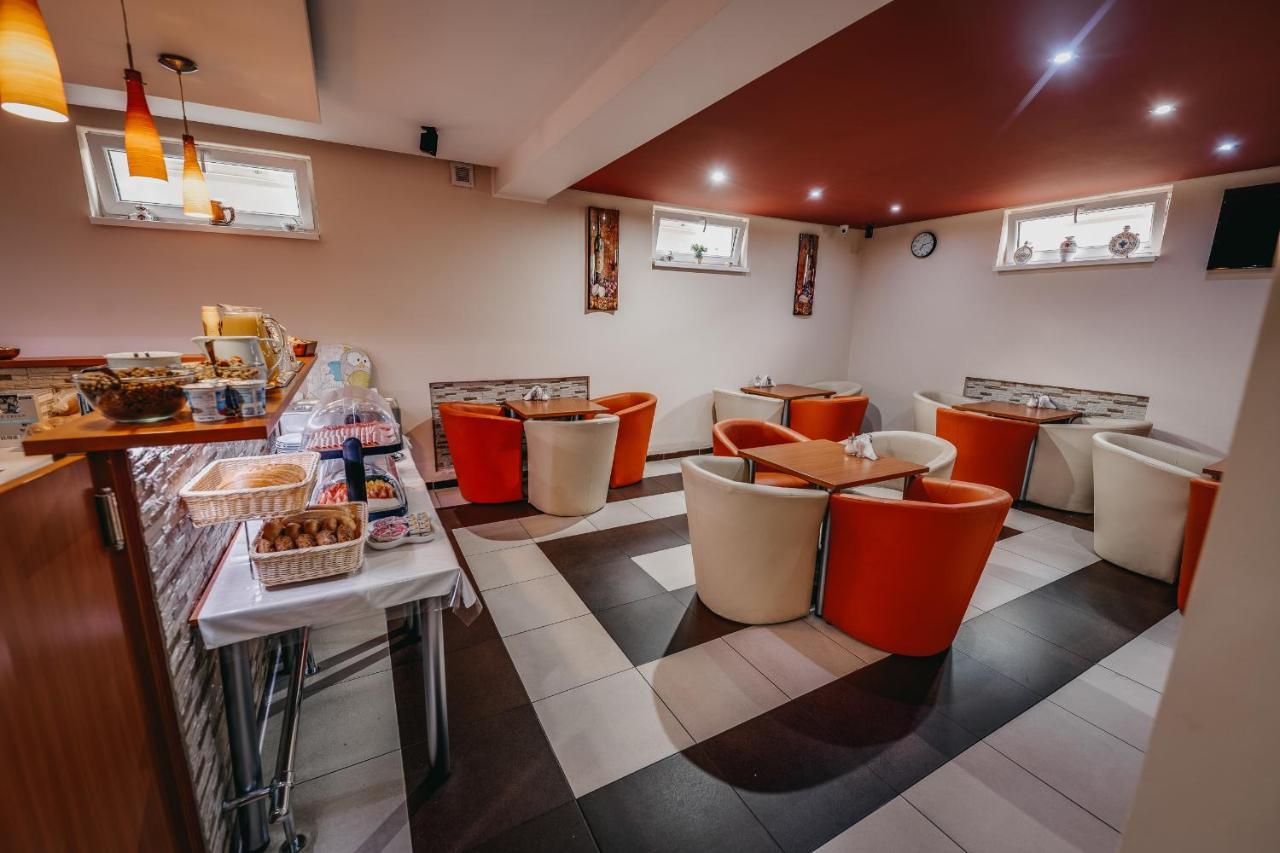 City Penzion Hotel Кошице Екстериор снимка